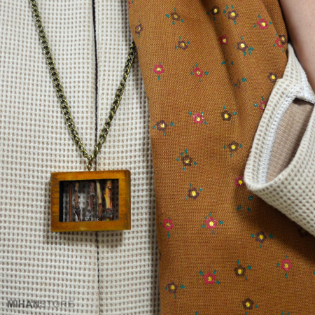 گردنبند چوبی دست ساز مدل Fence